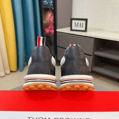 Four-bar leather sneakers
